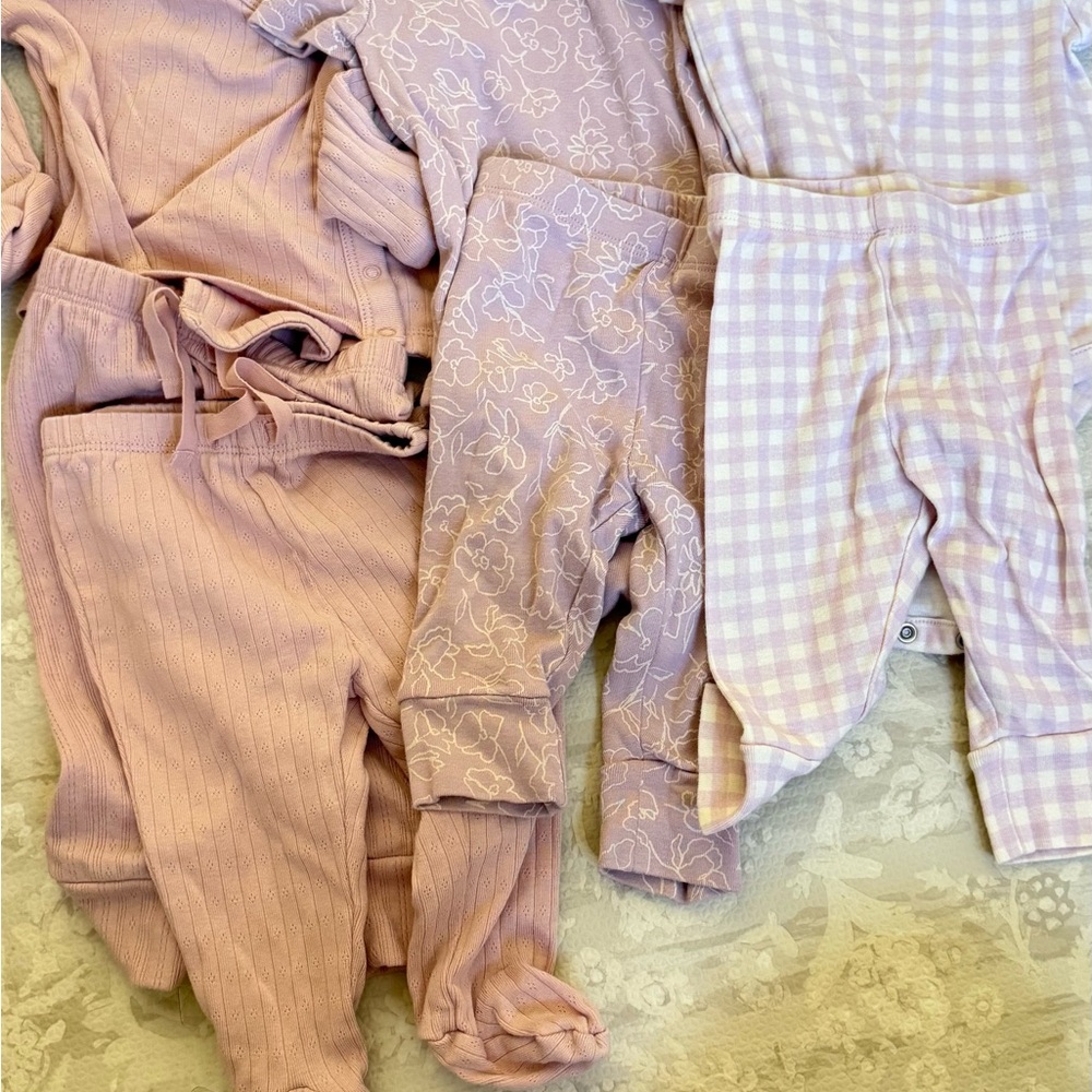 GAP Kids Pajama Set in Pink and Lavender